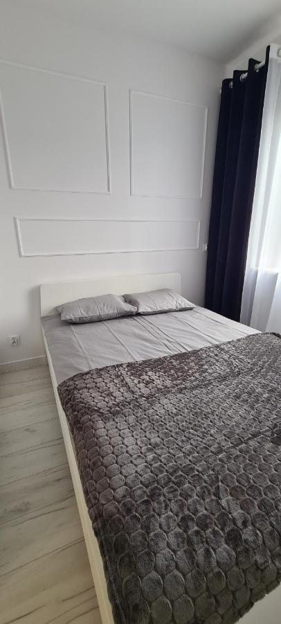 44 - Apartamenty Siedlce - Nowy Apartament W Centrum Przy Ul Czerwonego Krzyza Exterior photo