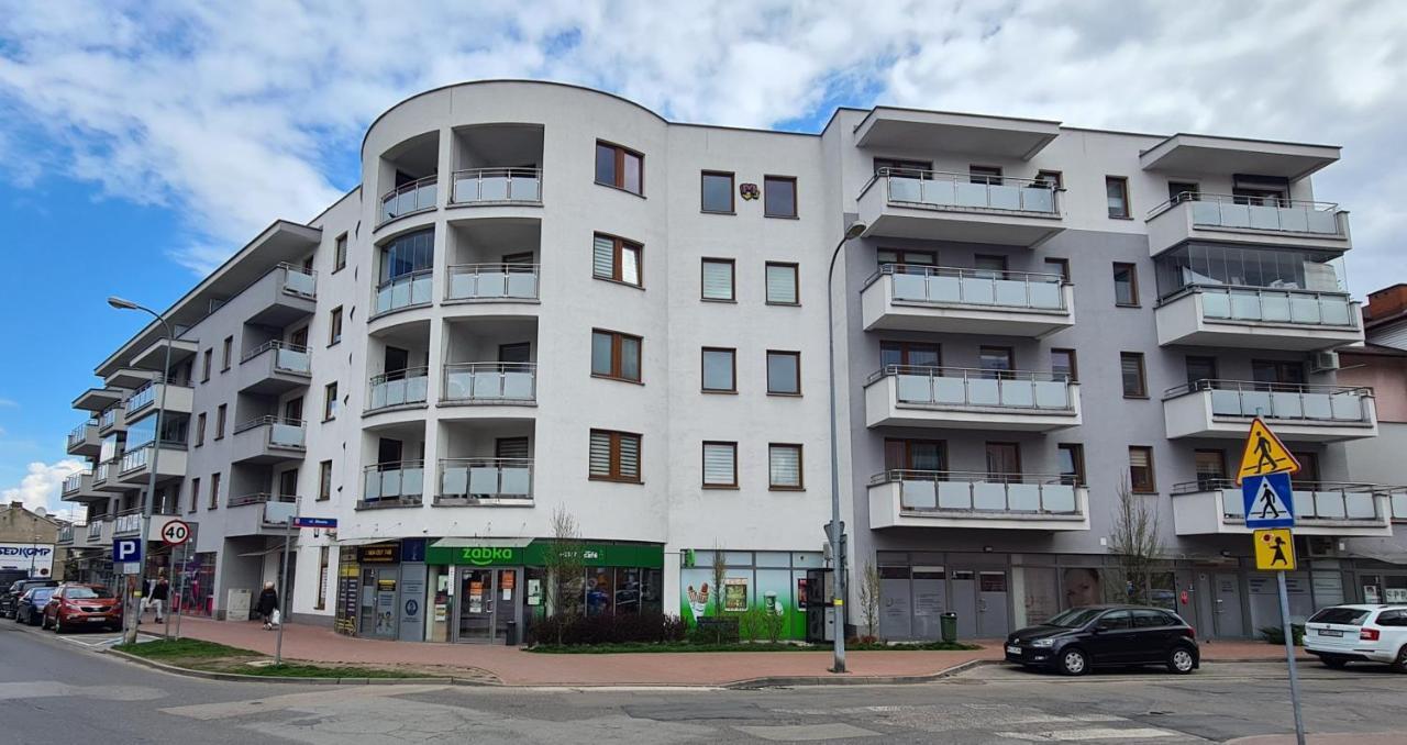 44 - Apartamenty Siedlce - Nowy Apartament W Centrum Przy Ul Czerwonego Krzyza Exterior photo