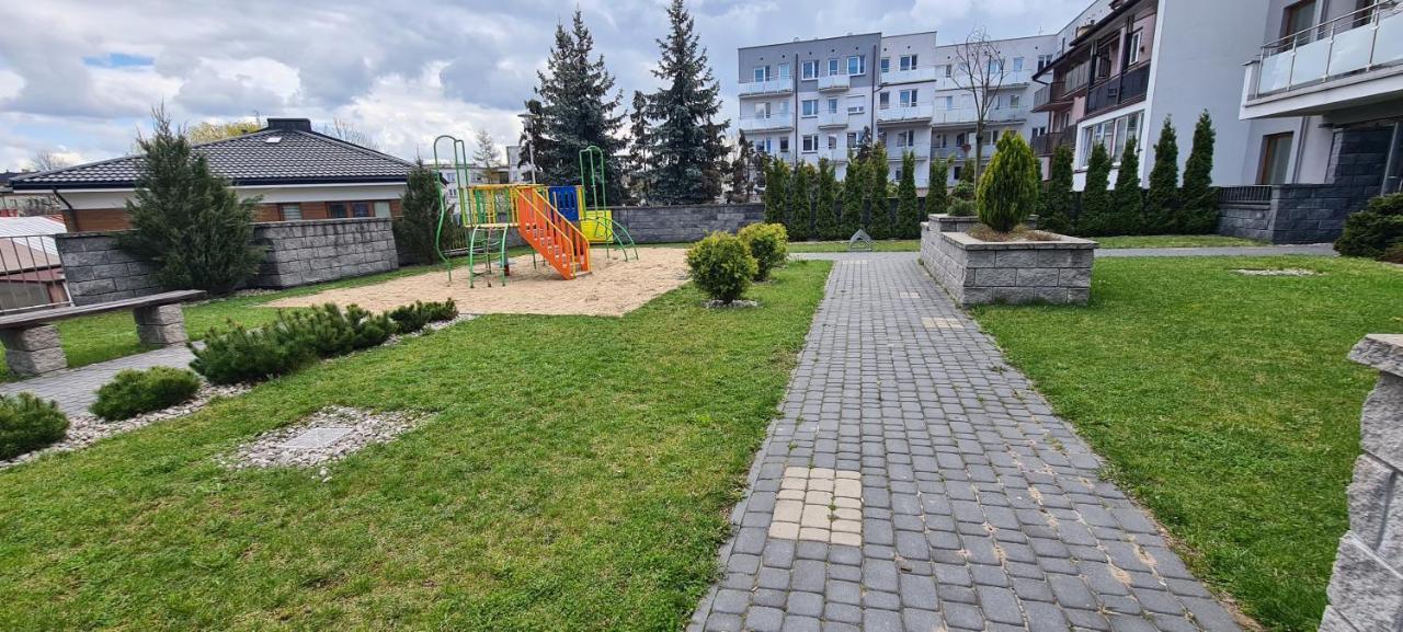 44 - Apartamenty Siedlce - Nowy Apartament W Centrum Przy Ul Czerwonego Krzyza Exterior photo